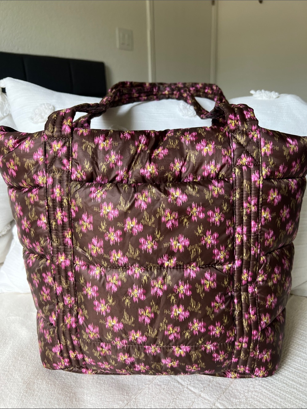 Land’s End Quilted Floral Tote Bag - Chocolate Brown & Pink - Picture 2 of 15
